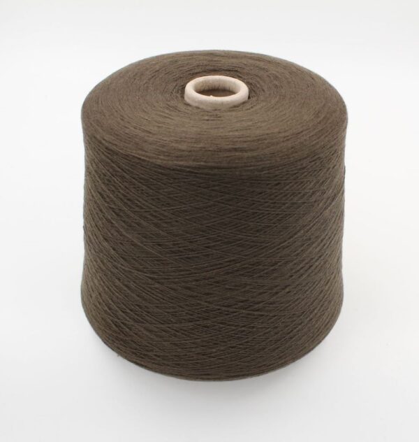 Yarn 2/27 100% Cashmere for knitting machine 12 color olive cones 480 gr