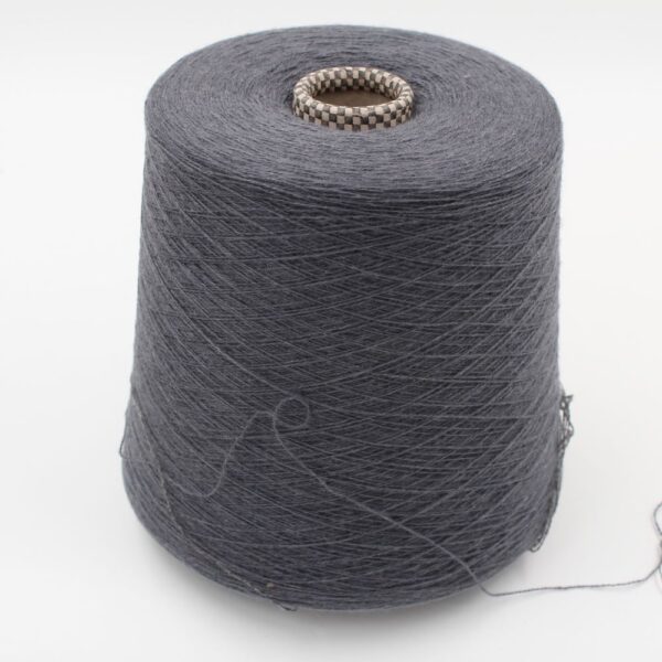 Yarn 2/28 100% Cashmere color dark grey cones 580 gr