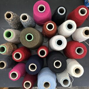 Confezione 3 kg filato cashmere per lavoro a mano, vari spessori
