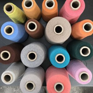 Pack 3 kg 100% cashmere yarn nm 2/28