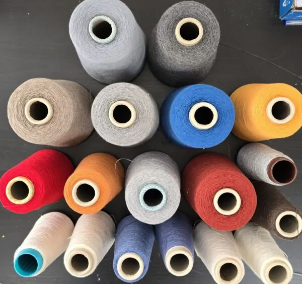 Confezione 3 kg filato cashmere 2/28