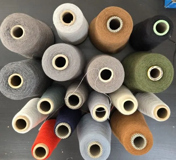 Pack 3 kg 100% cashmere yarn nm 2/28