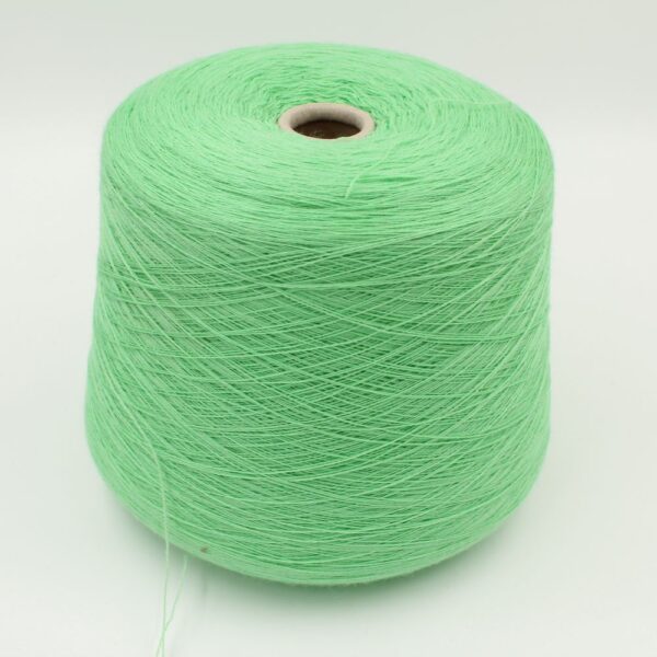 Yarn merino extrafine 100% nm 2/30 color green cones 500 gr