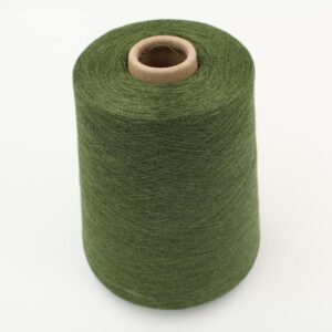 Filato cashmere 70% seta 30% nm 2/58 colore verde rocche 580 gr