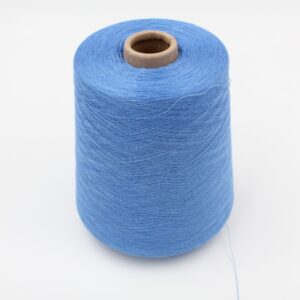 Filato cashmere 70% seta 30% nm 2/58 colore celeste rocche 750 gr