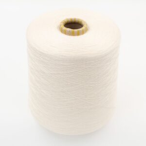 Filato cashmere 70% seta 30% nm 2/58 colore bianco rocche 650 gr