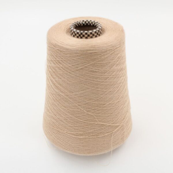 Extrafine merino yarn nm 2/56 combed color beige gr 840 cones