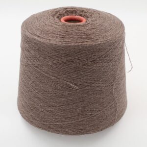 2/28 70% merino extrafine 30% cashmere color dark brown cone 530 gr