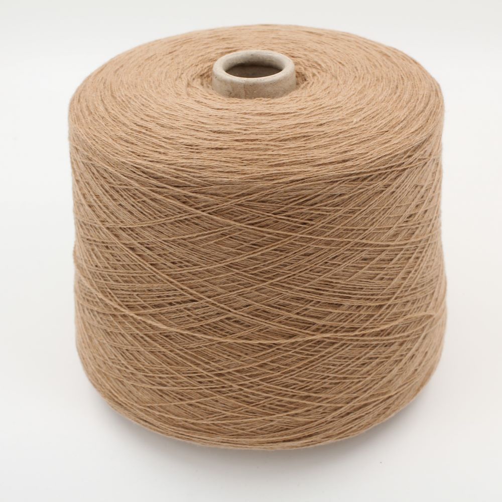 Filato merinos extrafine 70% cashmere 30% nm. 2/15 colore cammello rocche 500 gr