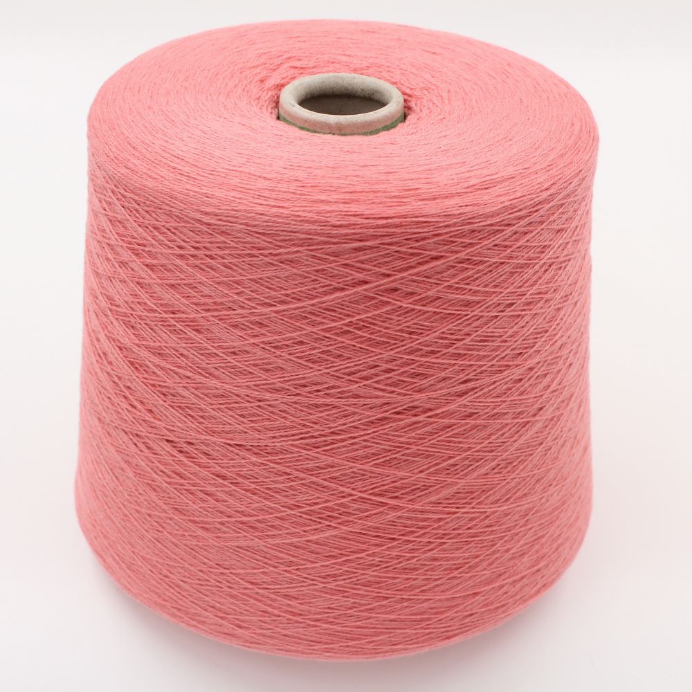 Yarn 2/28 100% Cashmere color pink cones 490 gr