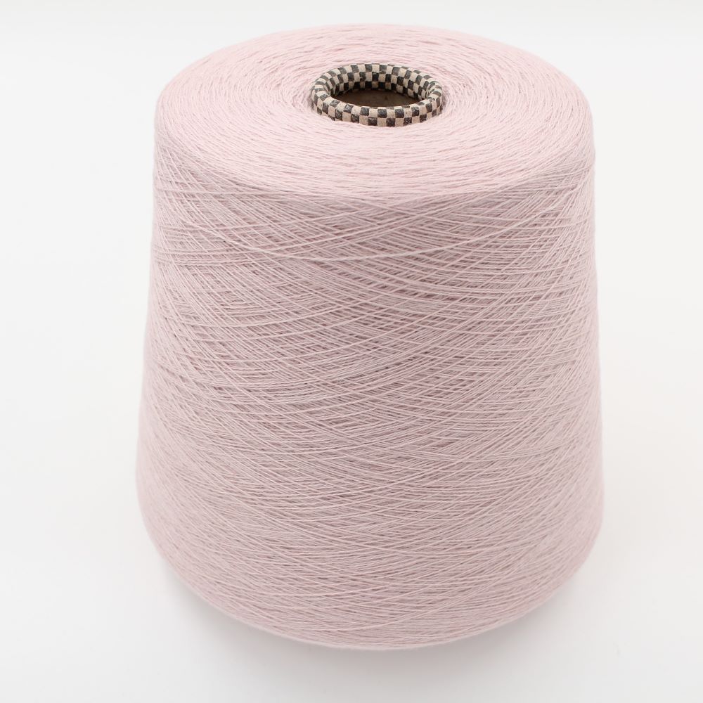 Yarn 2/28 100% Cashmere color pastel pink cones 430 gr