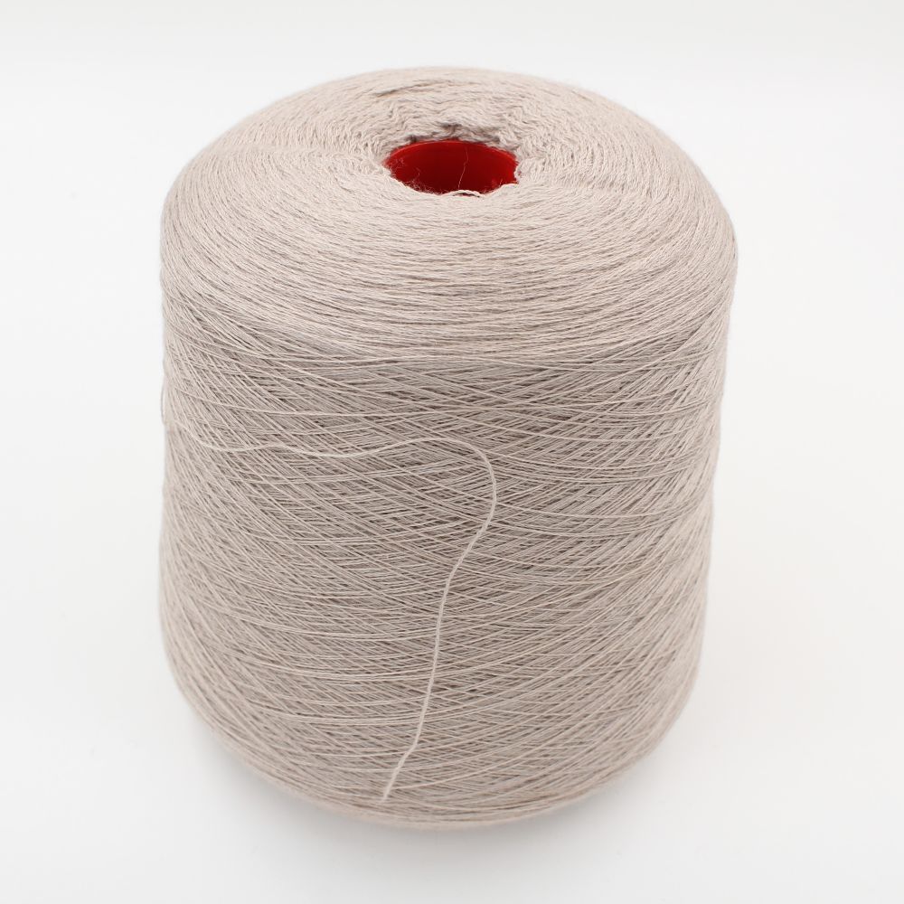 Filato Cashmere 70% seta 30% nm 2/48 pettinato colore beige naturale rocca 500 gr