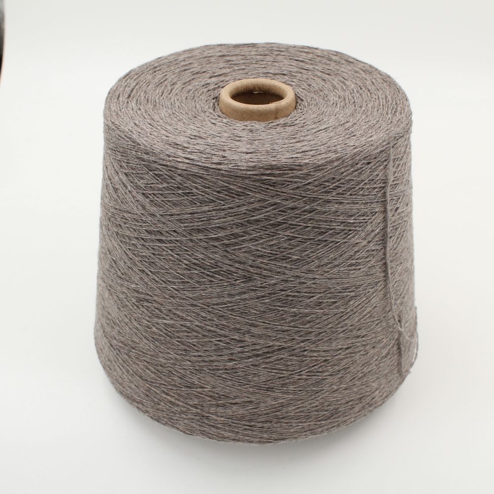 Yarn 40% cashmere 60% cotton nm 2/15 color dove gray cones 490 gr