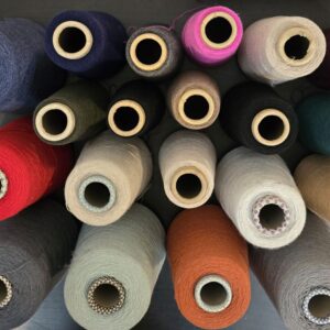 Confezione 3 kg filato cashmere 2/28