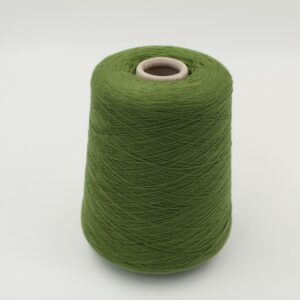 Yarn 2/28 100% Cashmere color green cones 440 gr