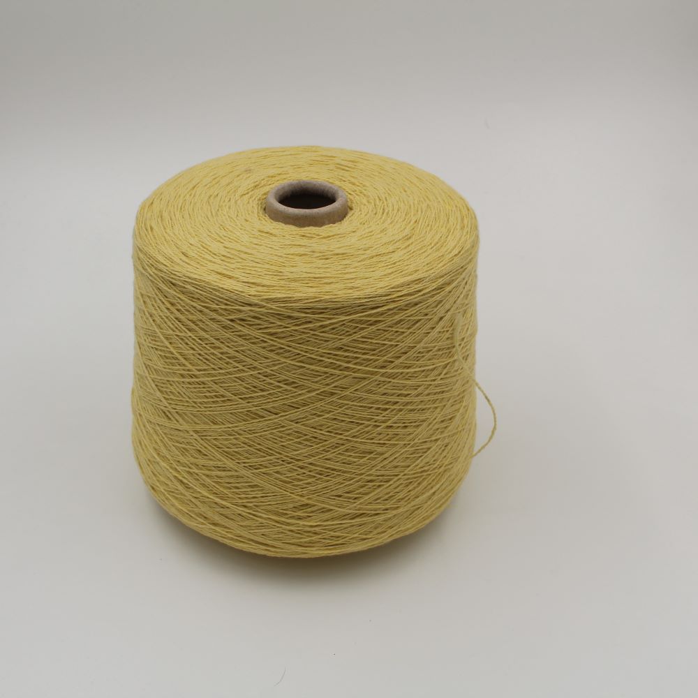 ALTER-ECO filato 97% cashmere 3% lana merino nm 2/12 colore giallo rocche 490 gr