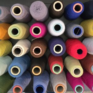 Confezione 3 kg filato merino extrafine irrestringibile 2/30