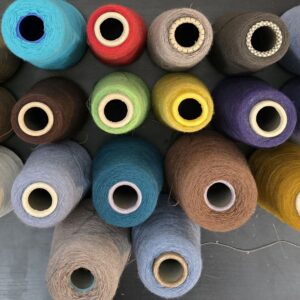 Confezione 3 kg filato merino extrafine irrestringibile 2/30