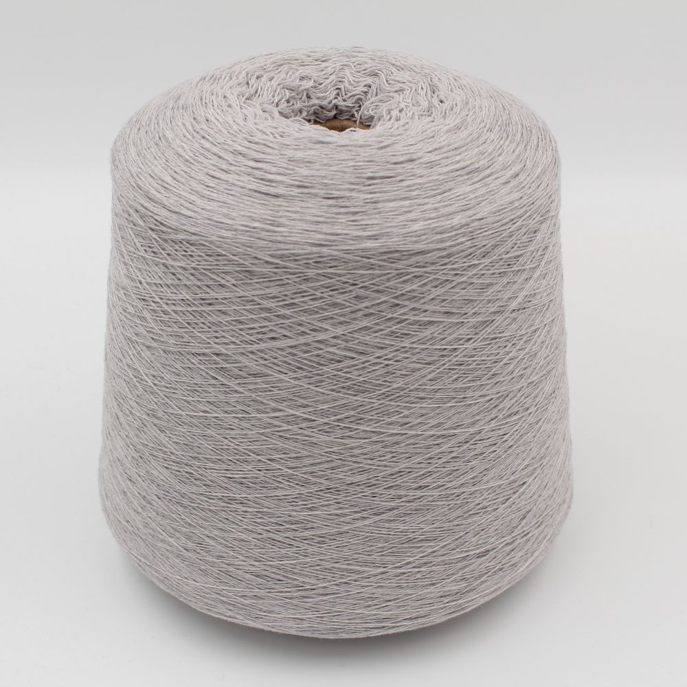 Filato 2/28 100% Cashmere colore grigio chiaro rocche 490 gr
