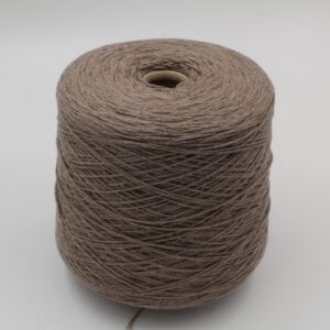 Filato cashmere 97% merinos 3% nm. 5/12 colore marrone scuro rocche 500gr