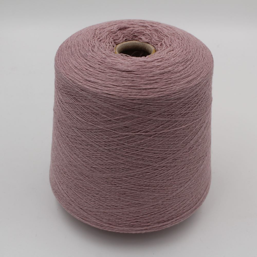 Filato da macchina 2/30 70% merino extrafine 30% cashmere colore rosa rocca 460 gr
