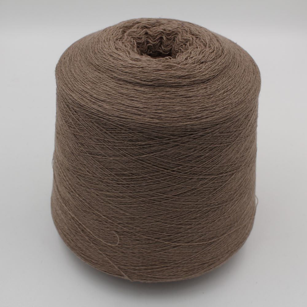 Filato Nm. 2/28 70% merino extrafine 30% cashmere colore marrone scuro rocca 570 gr