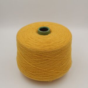 Filato merinos extrafine 70% cashmere 30% nm. 2/15 colore giallo rocche 620 gr