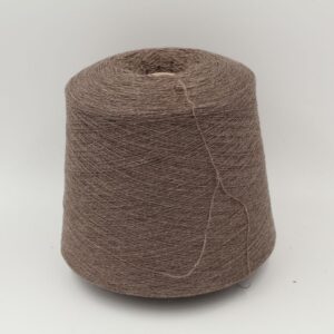 Filato Nm. 2/28 70% merino extrafine 30% cashmere colore dark brown rocca 500gr