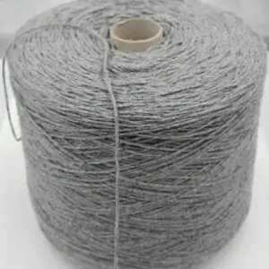 BOTTONATO 4/11 90% cashmere 10% seta colore grigio chiaro rocche 490 gr