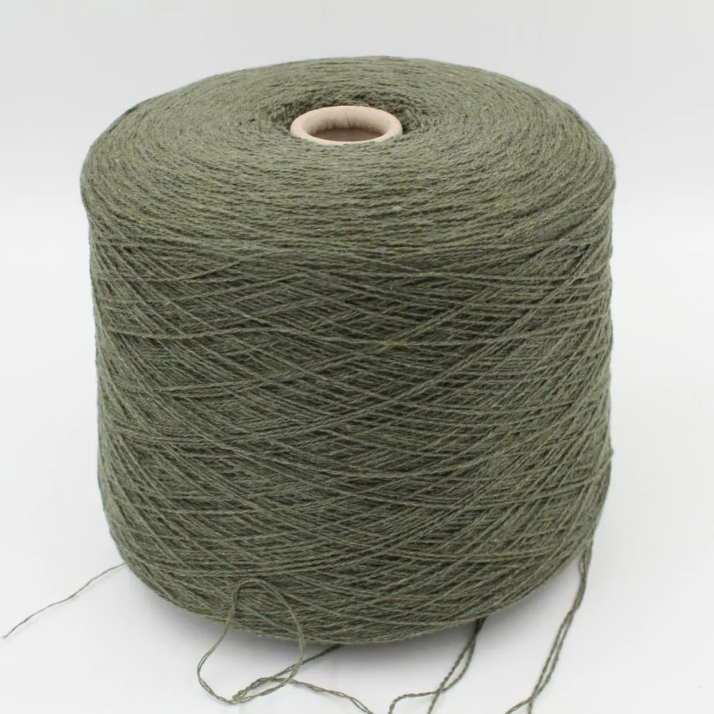 2/13 100% Cashmere riciclato colore verde chiaro rocche 500 gr