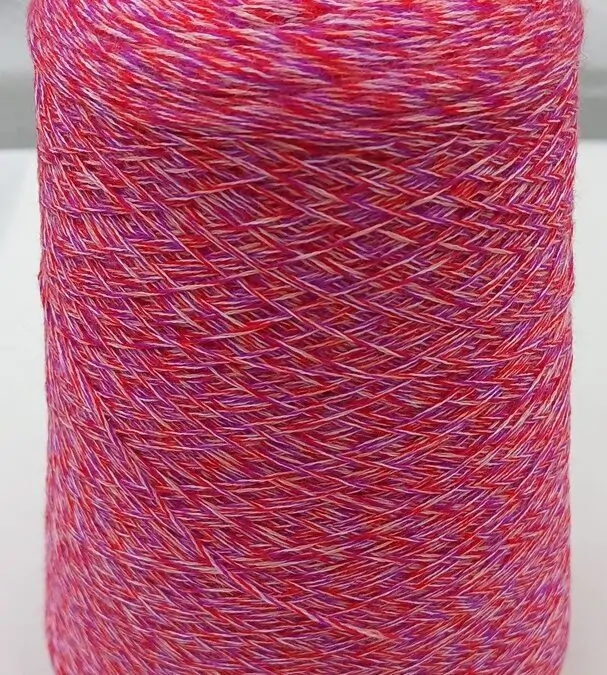 Scopri l’Armonia dei Colori con il Filato Mouliné