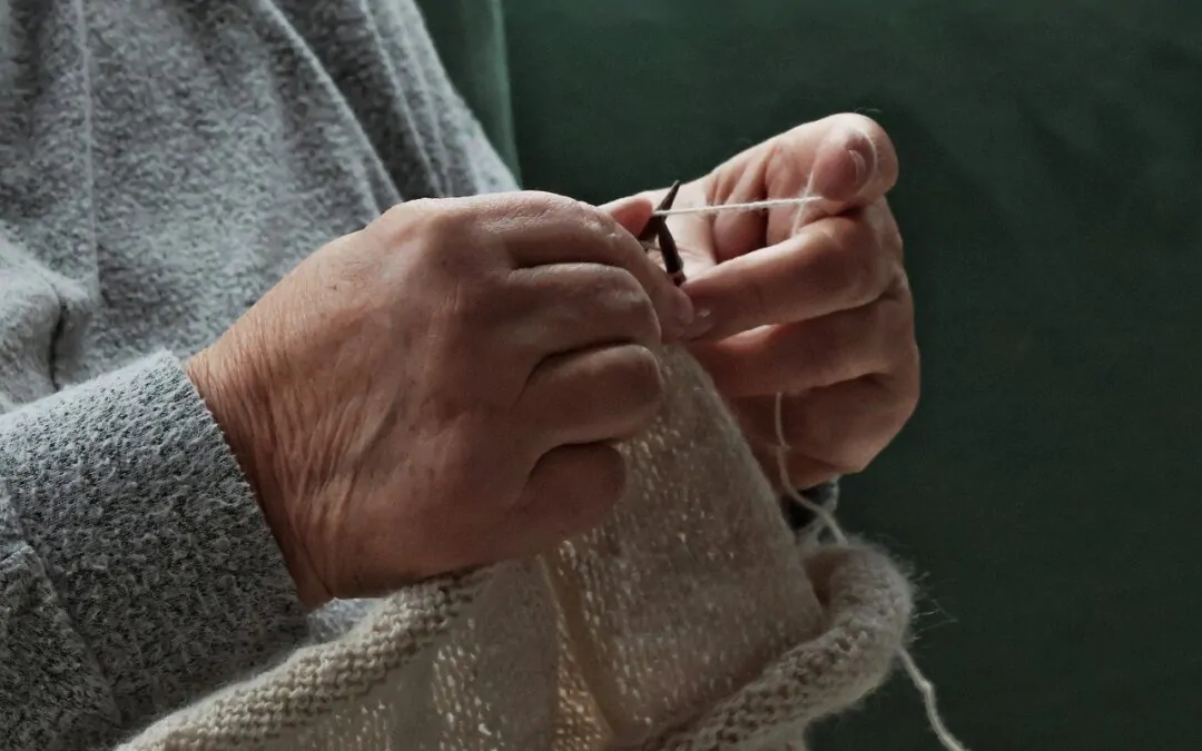 L’utilizzo della lana nel lavoro a maglia: tradizione, versatilità e sostenibilità