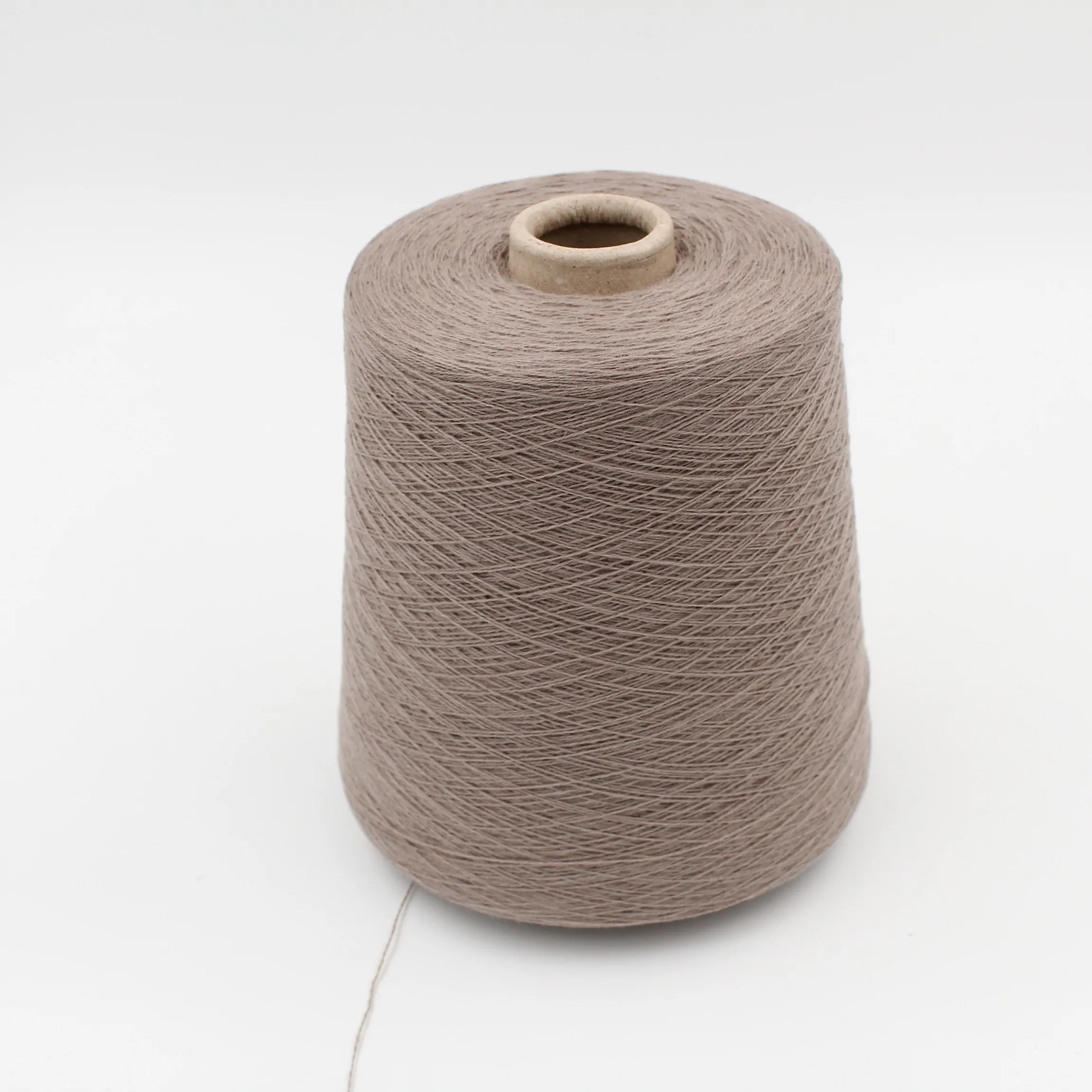 CONCORD filato cashmere 100% 2/26 color Beige rocche 580 gr