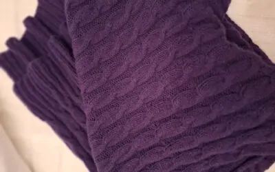 A warm and wonderful scarf with our yarns