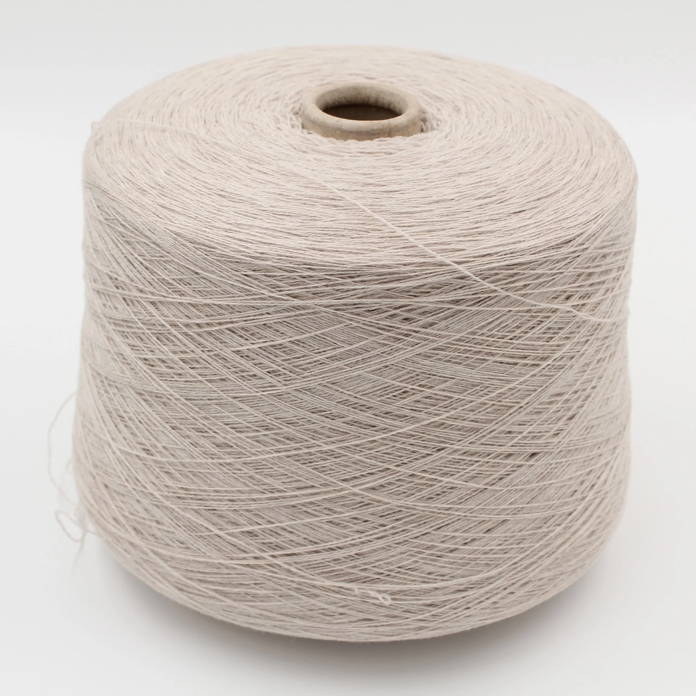 Filato 2/28 100% Cashmere per macchina 12 colore beige rocche 600 gr