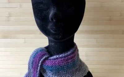 Baktus scarf knitted: the little shawl for every season