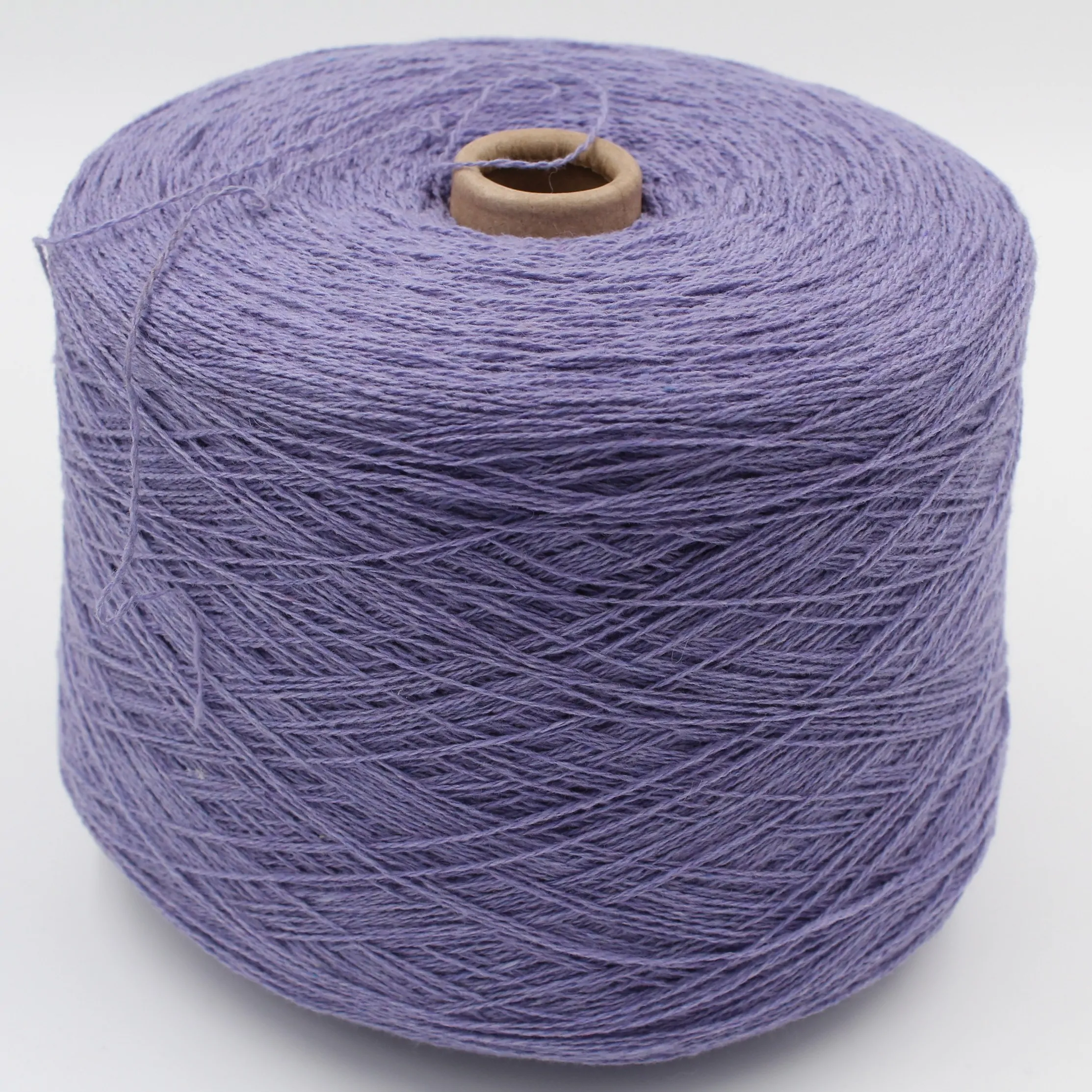 2/13 100% Recycled Cashmere color wisteria cone 500 gr
