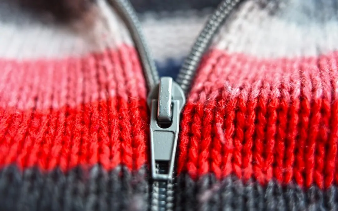 Come Applicare una Cerniera a un Cardigan Lavorato ai Ferri: Consigli e Trucchi per un Risultato Perfetto