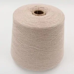 2/28 70% merino extrafine 30% cashmere colore beige rocca 560 gr
