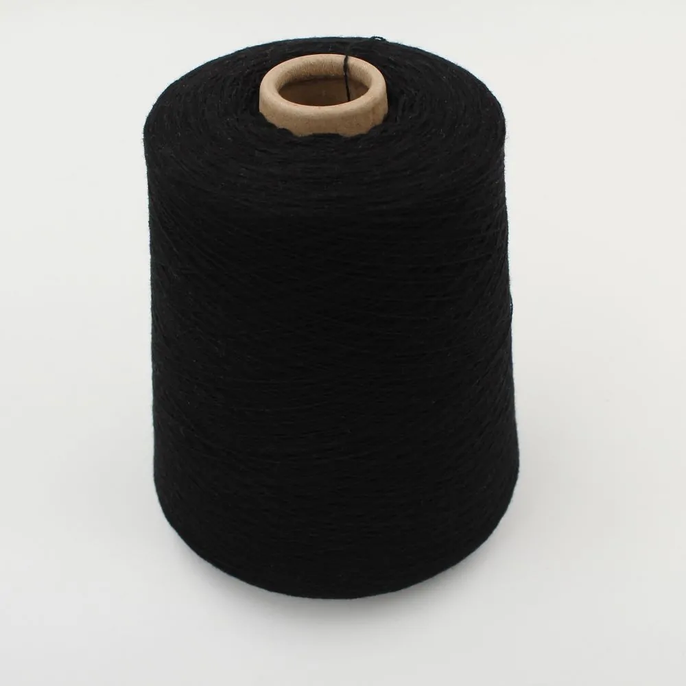 Filato da macchina 2/30 70% merino extrafine 30% cashmere colore nero rocca 480 gr