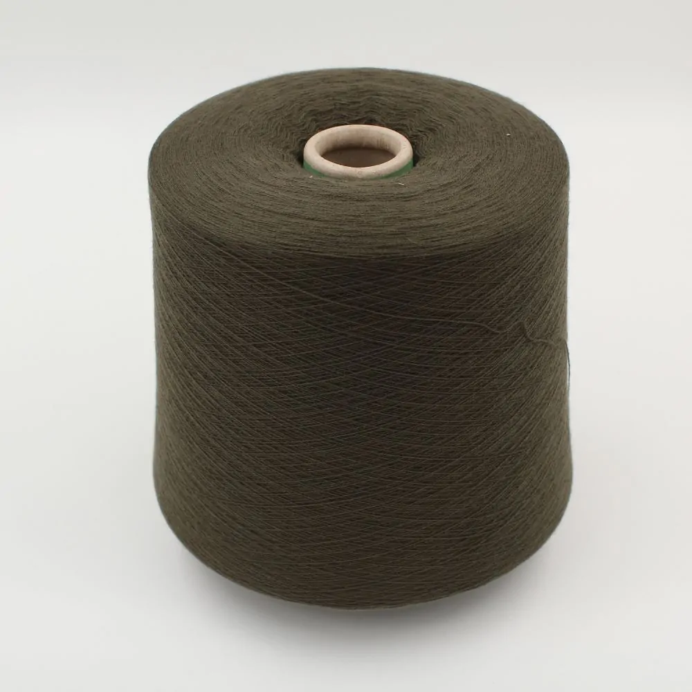 Filato Cashmere 100% nm 2/48 pettinato colore verde edera rocca 530 gr