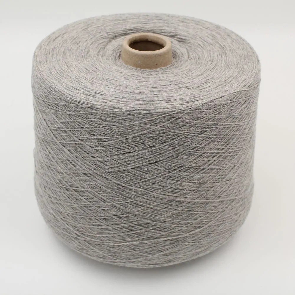 Filato 2/28 100% Cashmere colore grigio chiaro rocche 700 gr