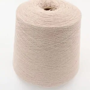 2/28 70% merino extrafine 30% cashmere colore beige chiaro rocca 500 gr