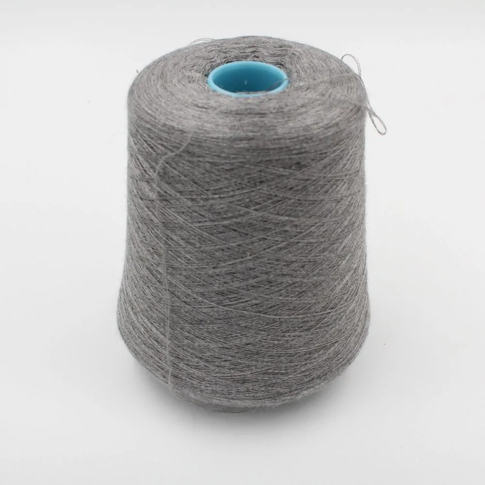Filato cashmere 70% seta 30% nm 2/58 colore grigio rocche 640 gr