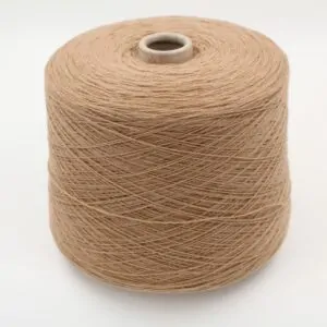 Filato merinos extrafine 70% cashmere 30% nm. 2/15 colore cammello rocche 440 gr