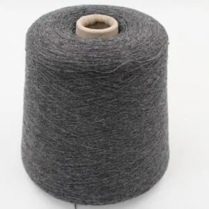 Filato 2/28 100% Cashmere colore grigio rocche 680 gr