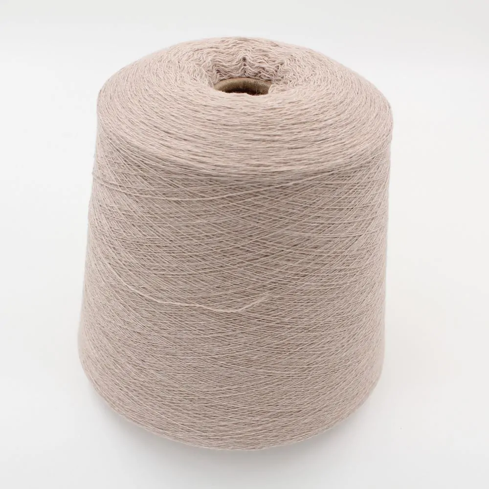2/28 70% merino extrafine 30% cashmere color beige cone 530 gr
