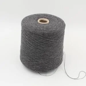 Yarn 2/28 100% Cashmere color lubella cones 630 gr