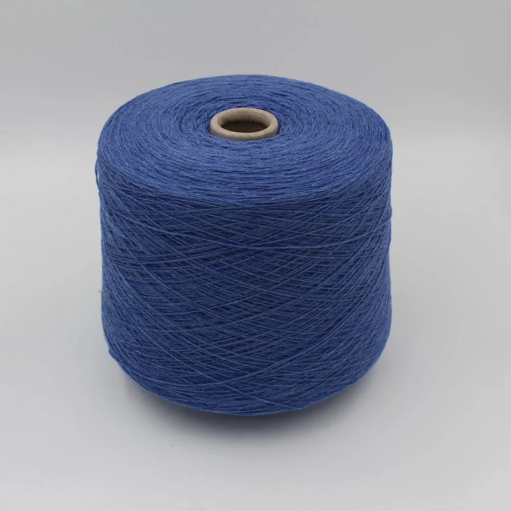 yarn merino extrafine 70% cashmere 30% nm. 2/15 color jeans cones 500 gr