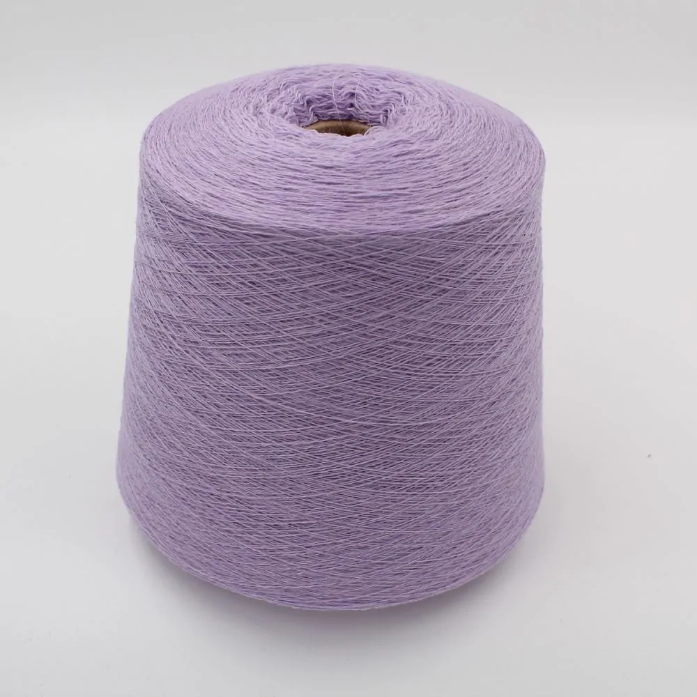 Filato Nm. 2/28 70% merino extrafine 30% cashmere colore lilla rocca 540 gr